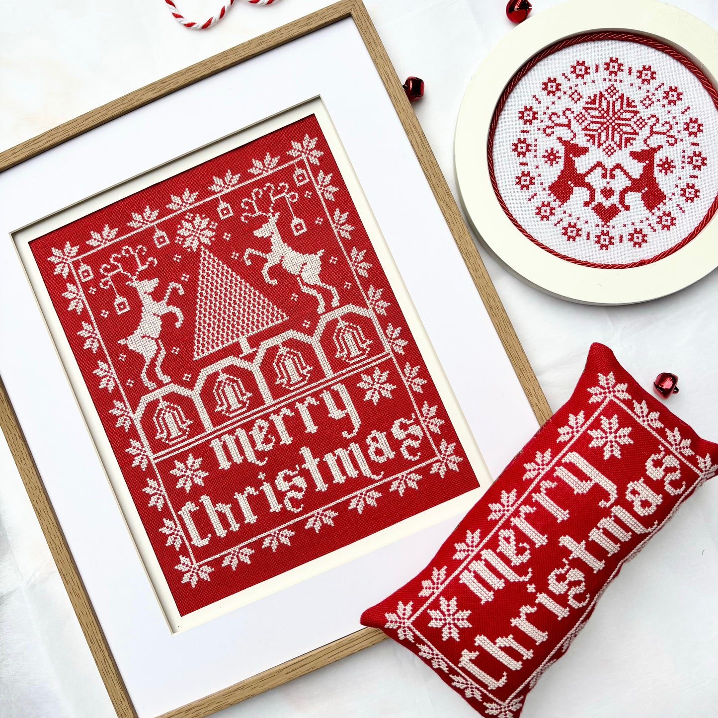 Yuletide in Red & White Cross-stitch Booklet