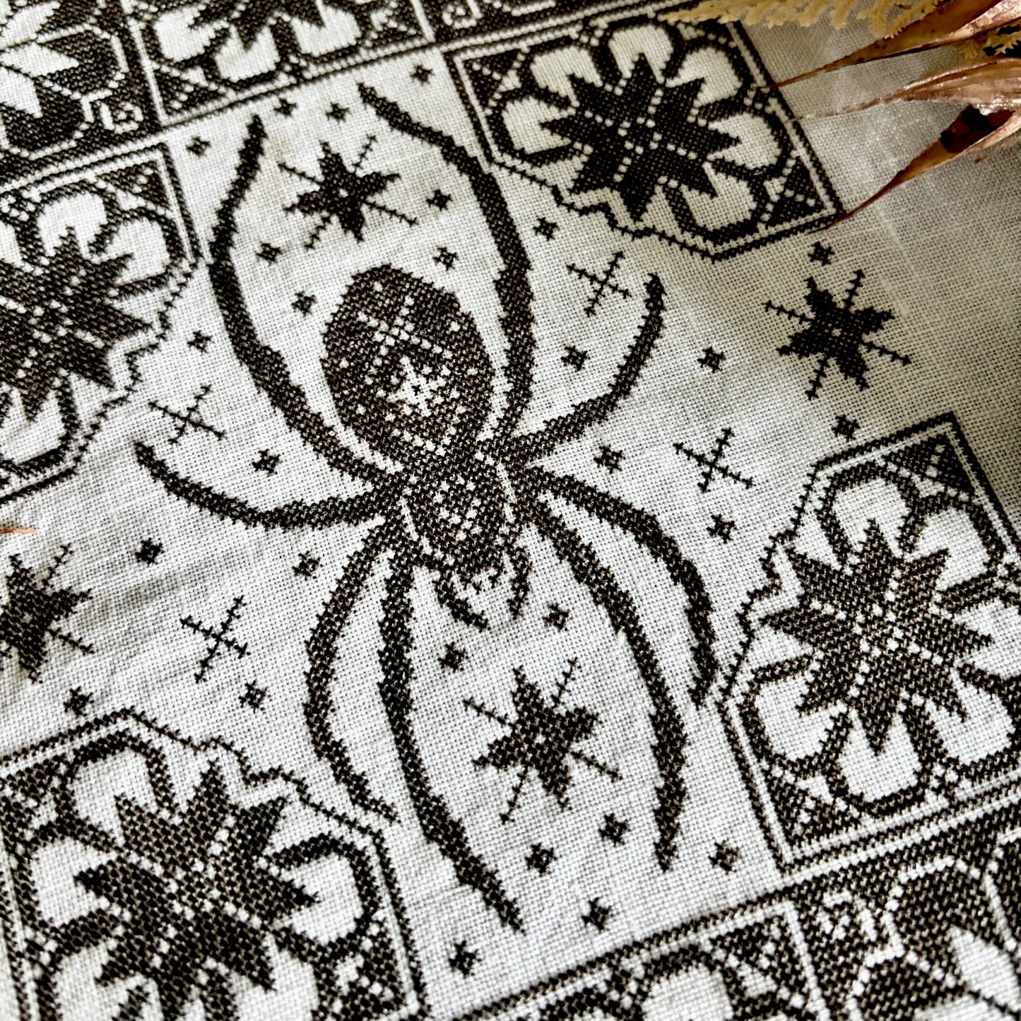 Nature Geometry - Spider Cross-stitch Pattern