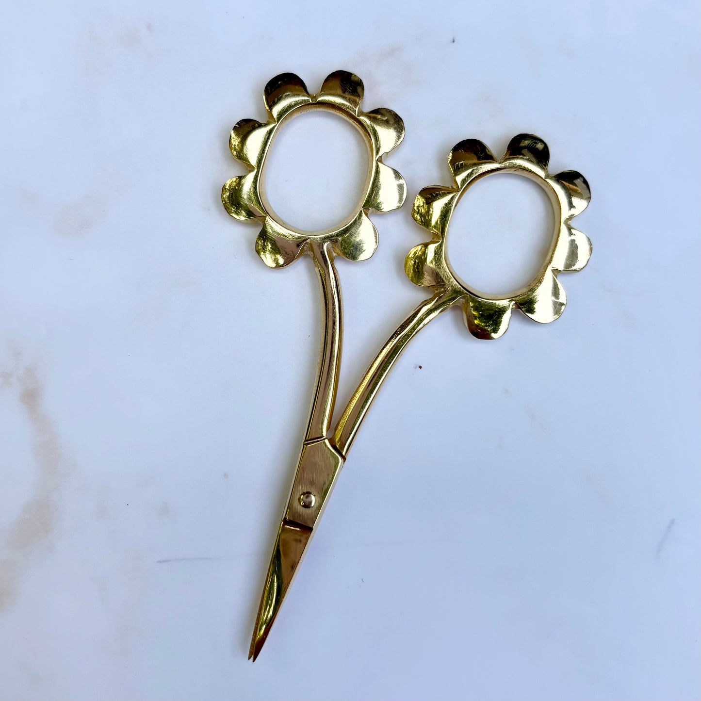 Daisy Scissors by Kelmscott Designs
