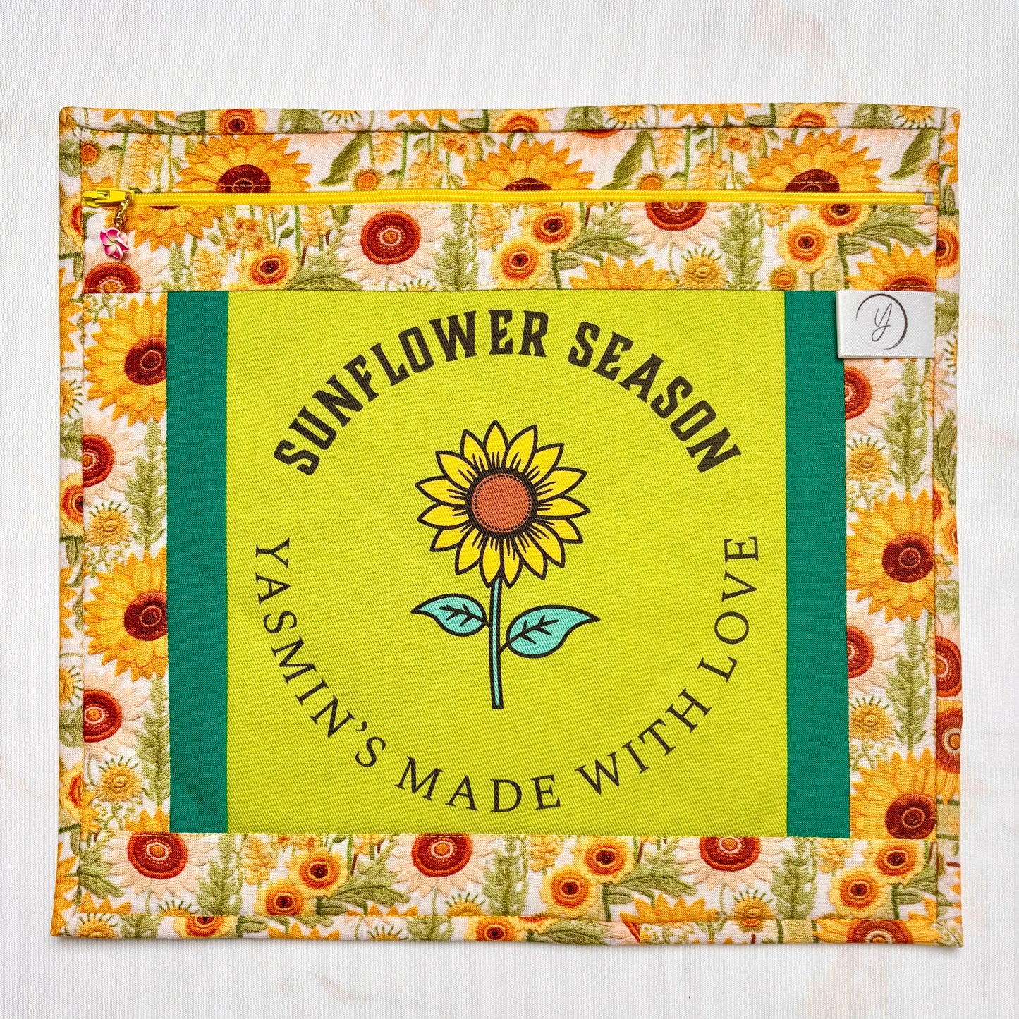 Sunflower Season Project Bag Size: 12'x12' (30cm x 30cm)