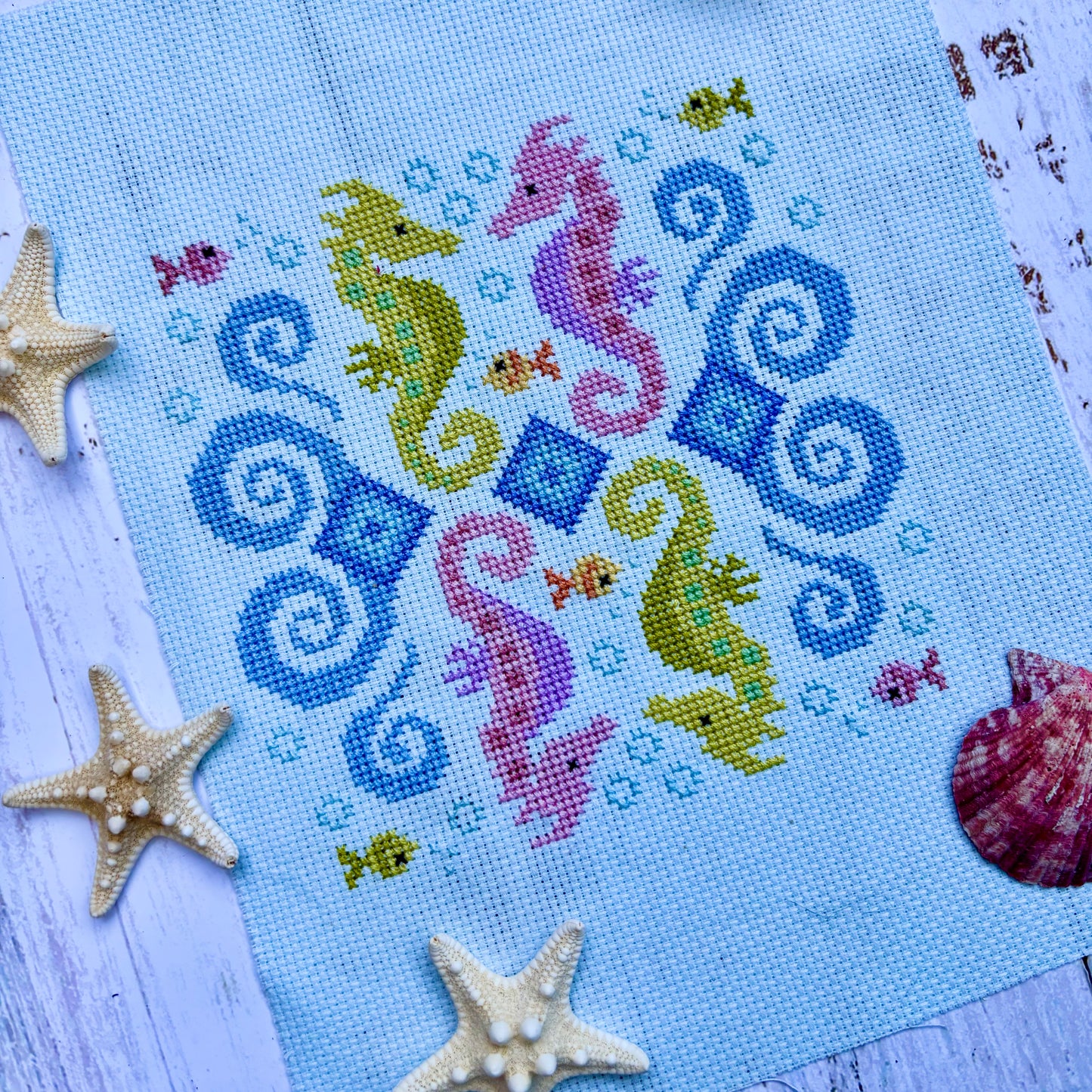 Mandala Style Cross-stitch Pattern - SEAHORSE