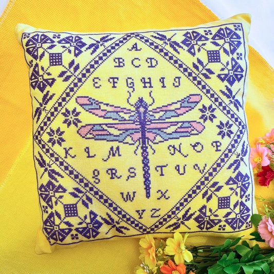 Dragonfly Quaker Cross Stitch Kit