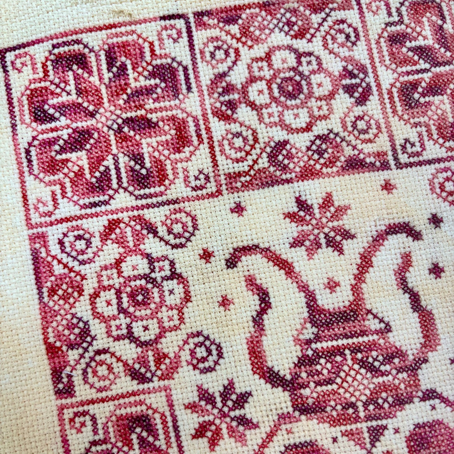 Nature Geometry - Ladybird Cross-stitch Pattern