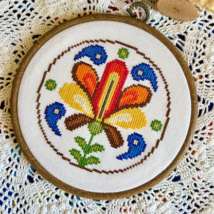 Folk Floral III Cross-stitch Kit