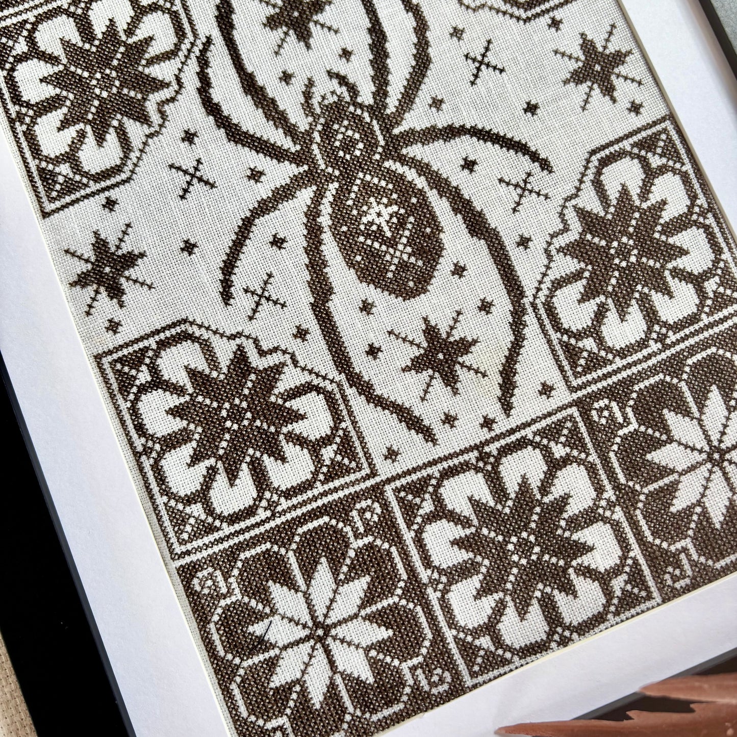 Nature Geometry - Spider Cross-stitch Pattern
