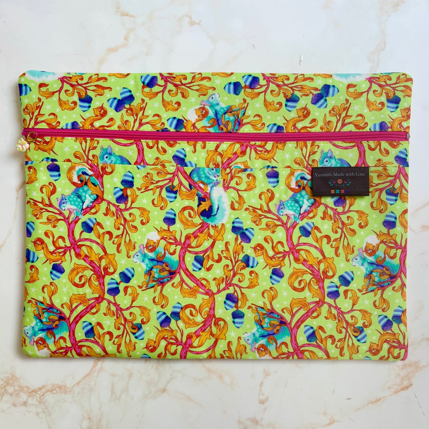 Tiny Beasts Yellow Squirrel Project Bag 11’x14’ (27.9cm x 35.6cm)