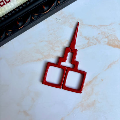 Compact oxbow‑shaped embroidery scissors by Kelmscott Designs