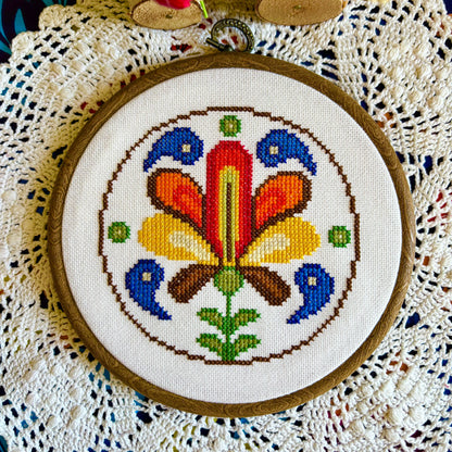 Folk Floral III Cross-stitch Kit