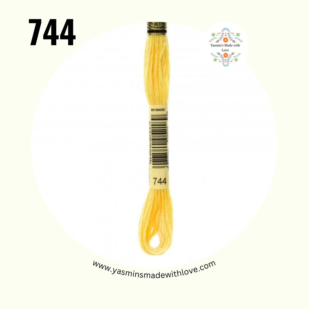 744 Yellow Pale – DMC Mouliné Standard Cotton