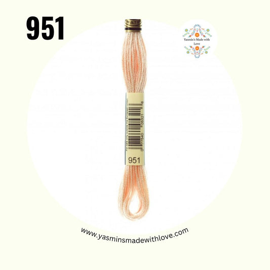 951 Tawny Light – DMC Mouliné Standard Cotton